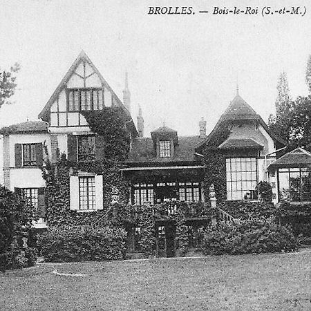 Отель Le 46 Bois-le-Roi  Экстерьер фото